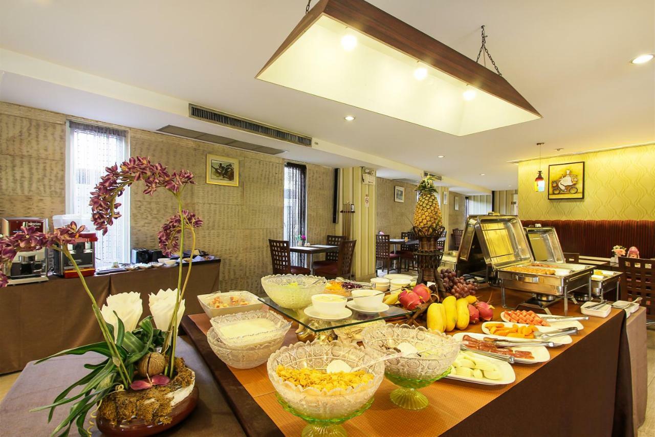 Bally Suite Sukhumvit Bangkok Exterior photo